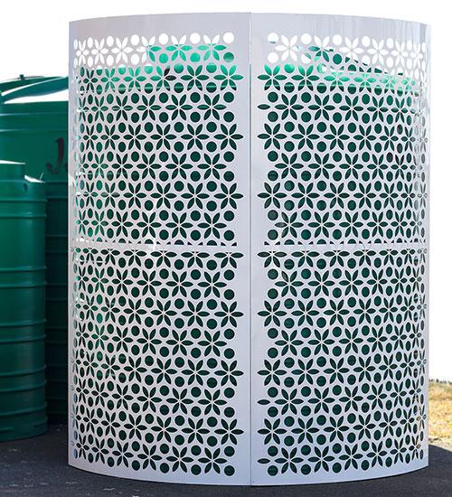 Water storage tank screens