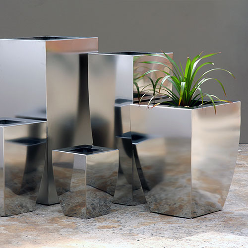 A Range Stainless steel planters